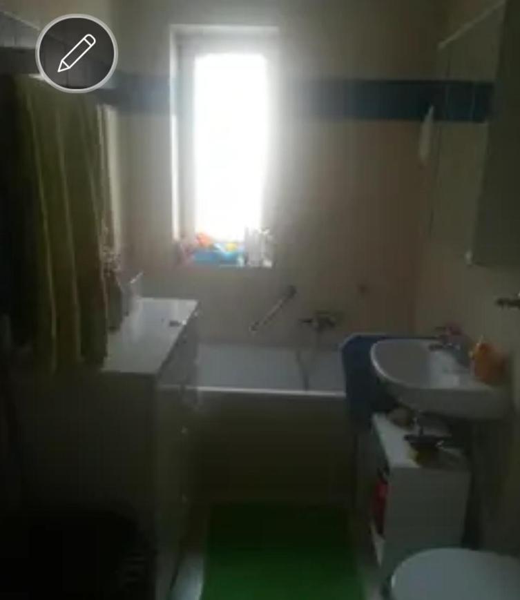Helles Zimmer Mit Balkon Zwischen Uni Und Altstadt Ratyzbona Zewnętrze zdjęcie